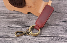Load image into Gallery viewer, Leather Keychain Pocket for Car Keys Clip Ring Women Men Handmade Accessories DIY Gift 2019 New Solid Brown
