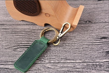 Load image into Gallery viewer, Leather Keychain Pocket for Car Keys Clip Ring Women Men Handmade Accessories DIY Gift 2019 New Solid Brown